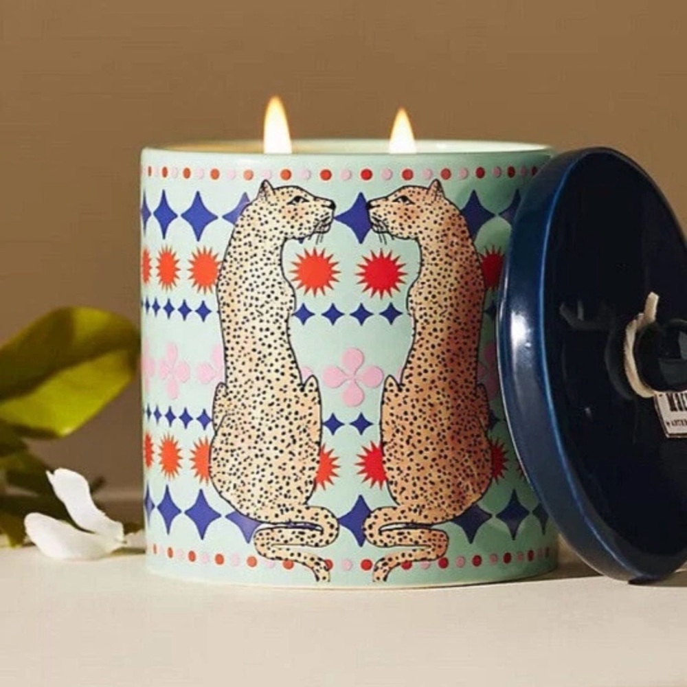 NEW NWT Anthropologie Floral Jasmine Blossom Ceramic leopard two wick Candle